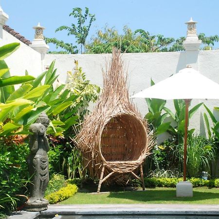 Sarayu Villa スミニャック エクステリア 写真